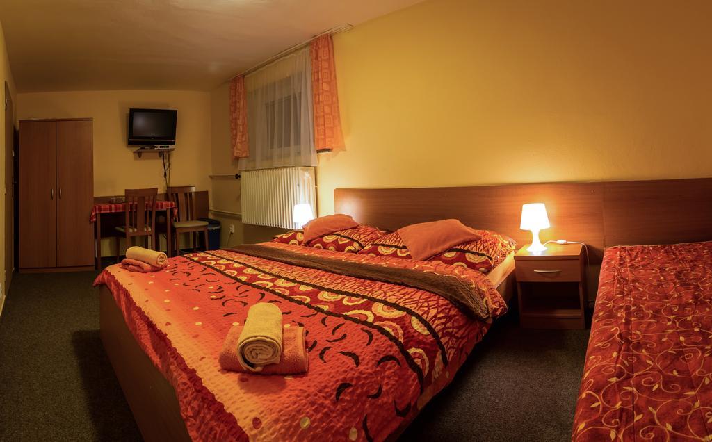 Hotel Privat Baja Liptovský Mikuláš Exterior foto